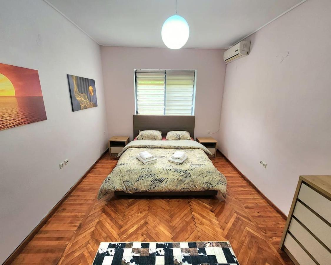 Turqoise Flat In City Center With 24H Self Check In Τίρανα Εξωτερικό φωτογραφία