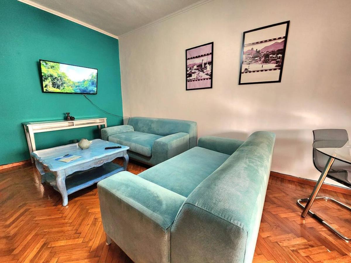 Turqoise Flat In City Center With 24H Self Check In Τίρανα Εξωτερικό φωτογραφία